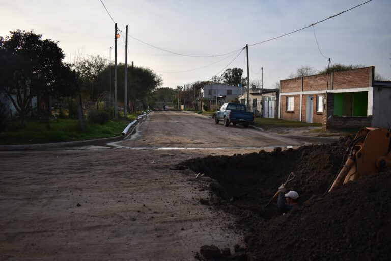 Nuevas luces, veredas y cloacas