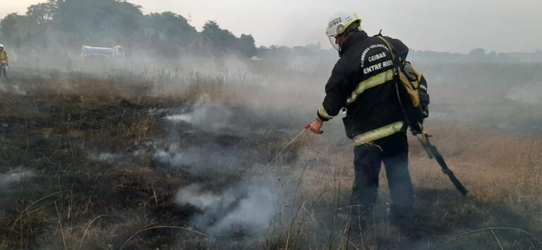 ¿Cómo ayudaron los bomberos de Ceibas en los incendios de Corrientes?