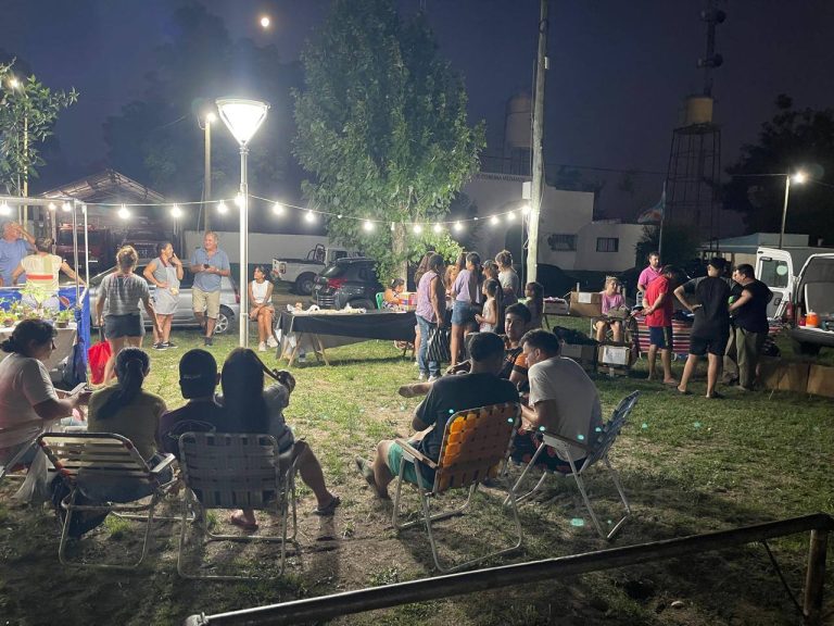 Nueva feria de artesanos y emprendedores en Médanos