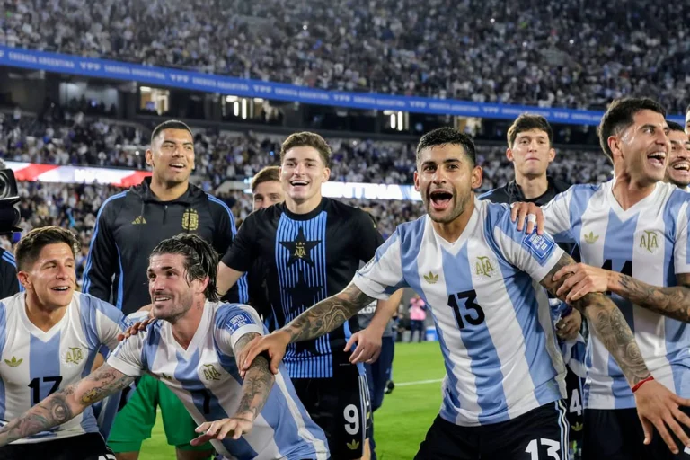 AL MUNDIAL: HISTÓRICA GOLEADA DE ARGENTINA A BRASIL POR 4 A 1