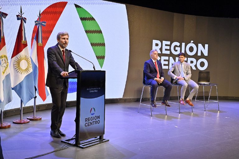 GOBERNADORES DE ENTRE RÍOS, SANTA FE Y CÓRDOBA REAFIRMARON SU COMPROMISO CON EL DESARROLLO DE LA REGIÓN CENTRO