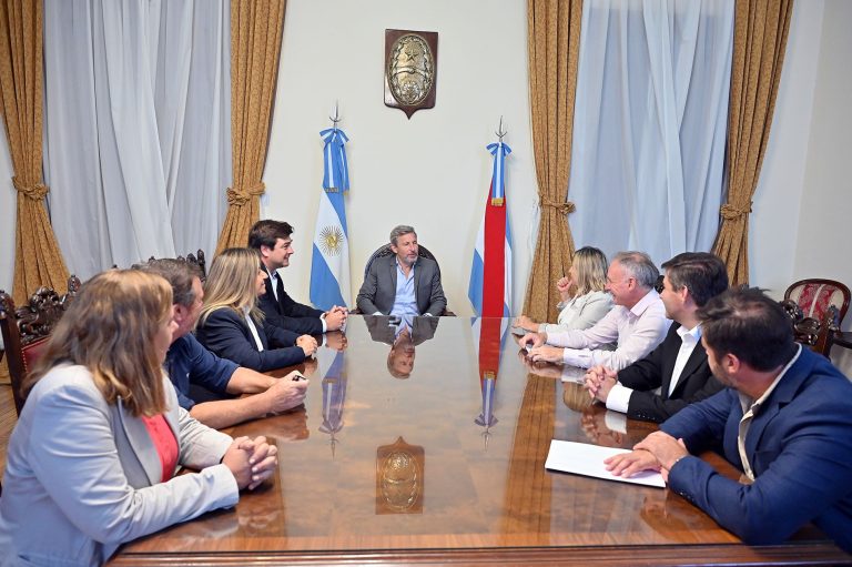 LA PROVINCIA Y EL MUNICIPIO DE GUALEGUAY AVANZARON SOBRE PROYECTOS PARA LA CIUDAD