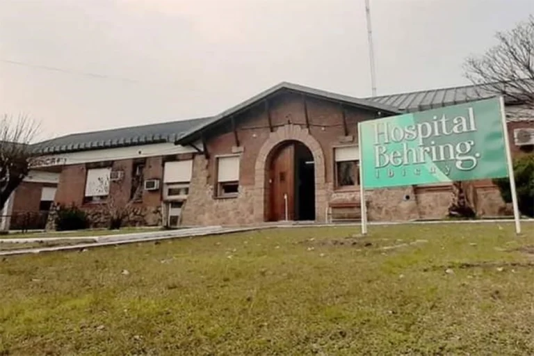 INICIAN SUMARIO A MÉDICA QUE ABANDONÓ LA GUARDIA EN ESTACIÓN HOLT