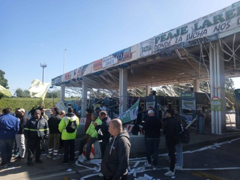 CAMINOS DEL RÍO URUGUAY ENVIÓ TELEGRAMAS DE DESPIDO Y OFRECE PAGAR EL 50% DE INDEMNIZACIÓN