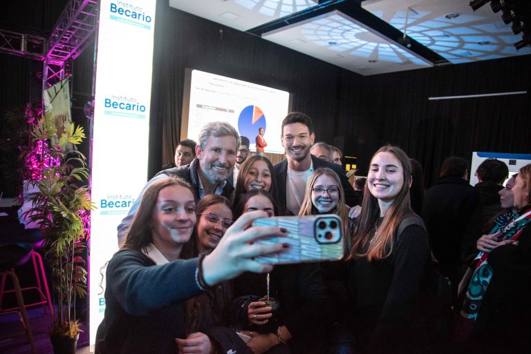 FRIGERIO VISITÓ “CAMPUS PARTY”, EL EVENTO TECNOLÓGICO QUE REÚNE A 11.000 JÓVENES EN ENTRE RÍOS