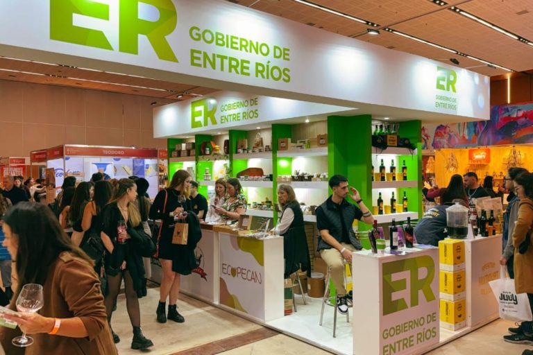 ENTRE RÍOS IMPULSO SU PRODUCCIÓN Y TURISMO EN EXPO DELICATESSEN & VINOS