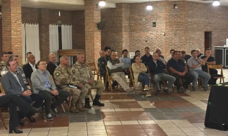 FISCALES Y POLICÍAS EXPUSIERON SOBRE DELITOS RURALES EN GUALEGUAYCHÚ