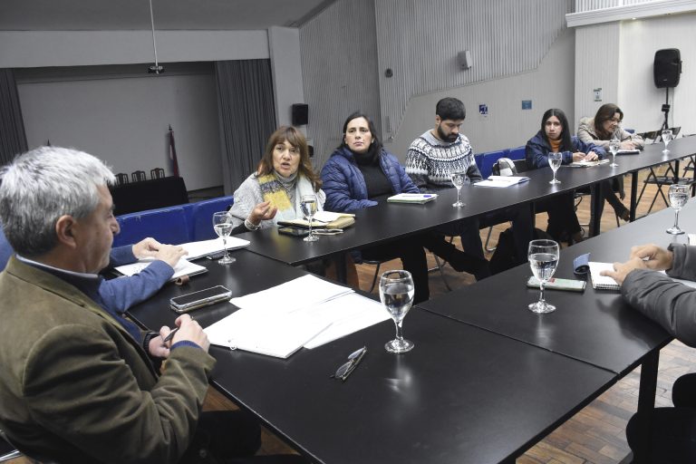 LA MESA DE DIÁLOGO SOCIAL CONTINÚA PLANTEANDO ESTRATEGIAS EN MATERIA ALIMENTARIA