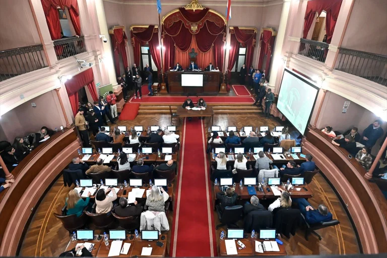 DIPUTADOS PODRÍA SANCIONAR HOY EL PROYECTO DE REESTRUCTURACIÓN DE DEUDA PROVINCIAL