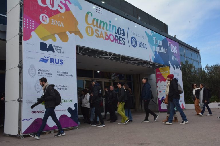 ENTRE RÍOS PROMOCIONA SU OFERTA TURÍSTICA Y GASTRONÓMICA EN LA FERIA CAMINOS Y SABORES