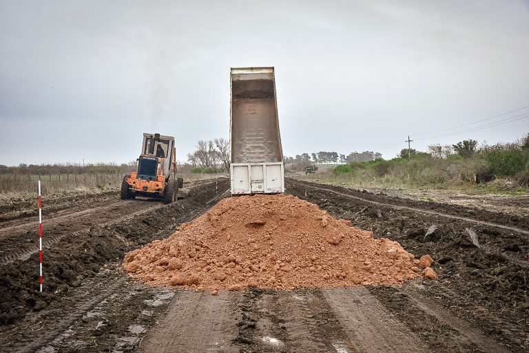 AVANZAN LOS TRABAJOS DE CONSERVACIÓN EN LA RUTA PROVINCIAL N°42