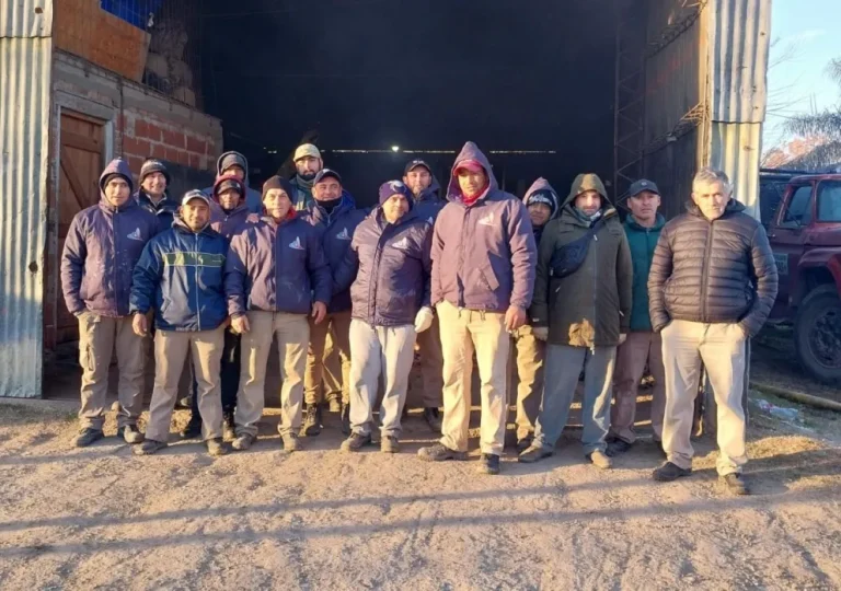 TRABAJADORES MUNICIPALES DE CEIBAS INICIARON UN PARO EN RECLAMO DE MEJORAS SALARIALES