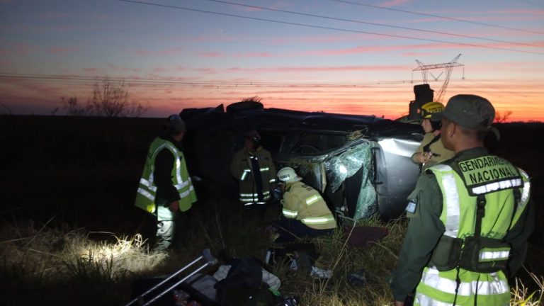 TRAS VOLCAR SU VEHÍCULO EN RUTA 12, UNA PAREJA FUE TRASLADADA A GUALEGUAYCHÚ