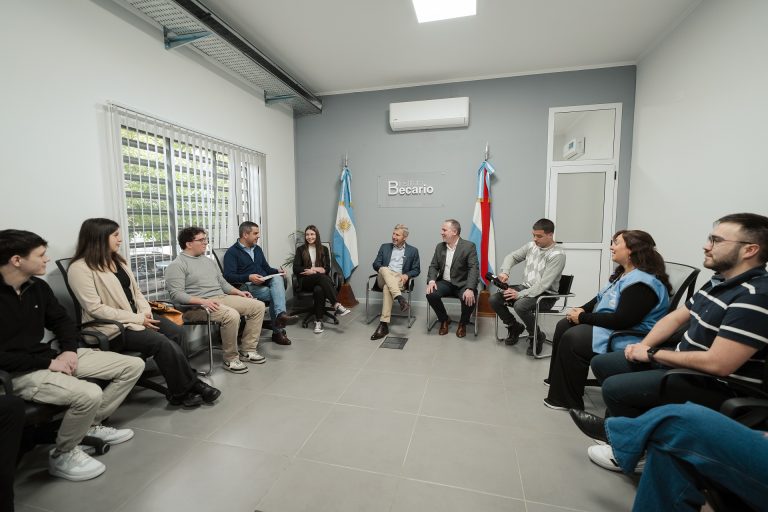 FRIGERIO ANUNCIÓ UN NUEVO AUMENTO EN EL MONTO DE LAS BECAS ESTUDIANTILES