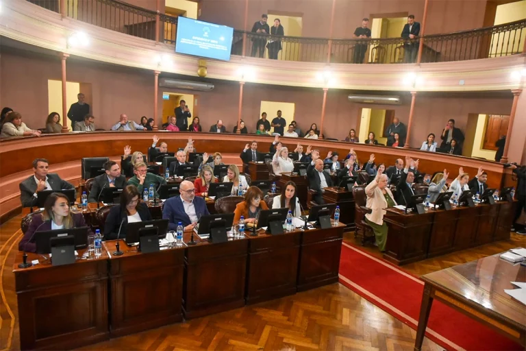 SANCIÓN DEFINITIVA PARA EL PROYECTO DE REESTRUCTURACIÓN DE DEUDA PROVINCIAL