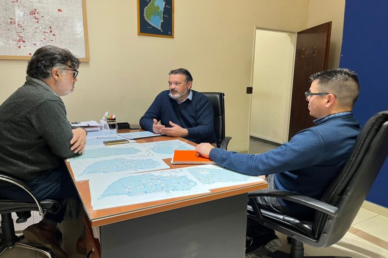 EL IAPV Y EL MUNICIPIO DE IBICUY TRABAJAN EN CONJUNTO PARA TERMINAR 74 VIVIENDAS