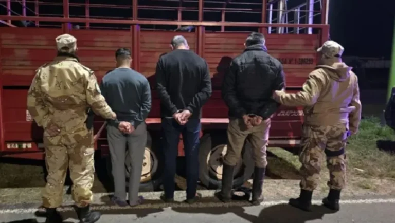 DESBARATAN UNA BANDA DE CUATREROS EN LA RUTA 14 DURANTE LA MADRUGADA