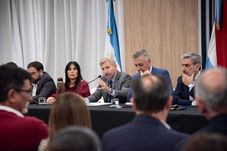 FRIGERIO REUNIÓ A SU GABINETE AMPLIADO Y REPASÓ TEMAS PRIORITARIOS