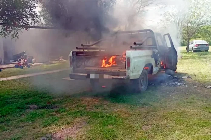 Camioneta incendio gchu