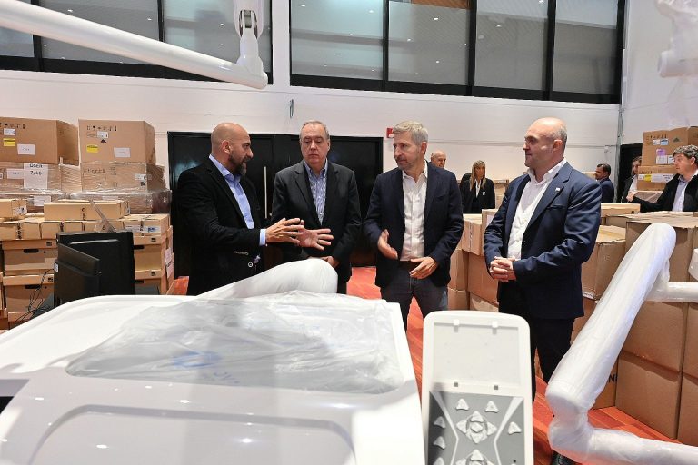 EL HOSPITAL DE VILLA PARANACITO RECIBIÓ UN NUEVO SILLÓN ODONTOLÓGICO