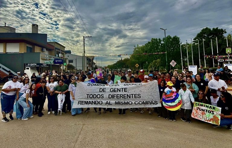 SE REALIZÓ UNA “CAMINATA POR LA INCLUSIÓN 2025” EN VILLA PARANACITO