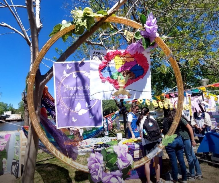 LA DEPARTAMENTAL DE ESCUELAS DE I. DEL IBICUY RELIZÓ LA MUESTRA ANUAL DE ESI EN V. PARANACITO