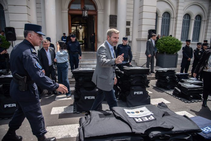 frigerio chalecos policia-compressed (1)