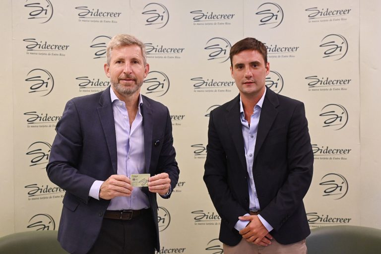 SIDECREER LANZÓ SU NUEVA TARJETA CON UN SISTEMA RENOVADO Y UNA RED DE TERMINALES DE PAGOS Y COBROS PROPIA
