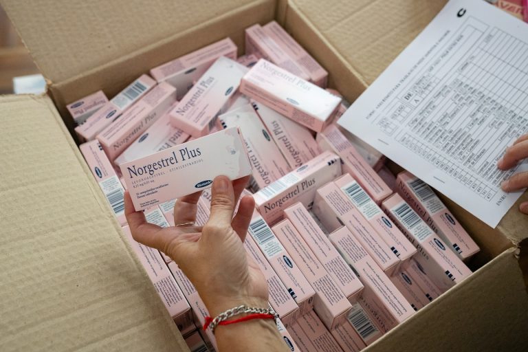 LA PROVINCIA ADQUIRIÓ INSUMOS POR MÁS DE $295 MILLONES PARA TRATAMIENTOS DE SALUD SEXUAL Y REPRODUCTIVA