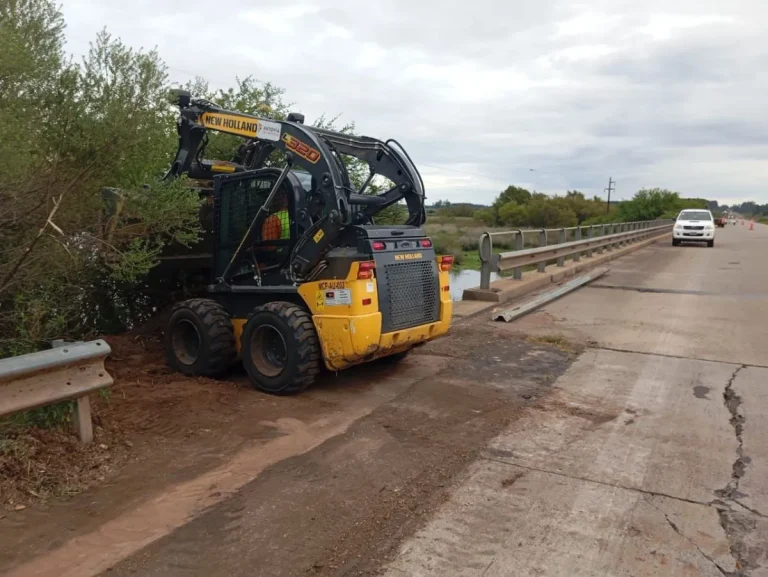 MANTENIMIENTO VIAL EN LAS RUTAS NACIONALES 12 Y 14