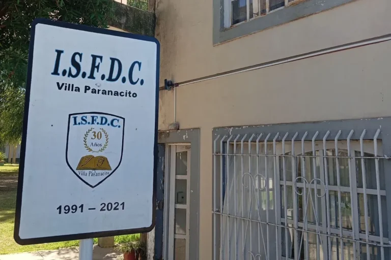 SE EJECUTARÁN MEJORAS EDILICIAS Y SANITARIAS EN EL INSTITUTO SUPERIOR DE VILLA PARANACITO