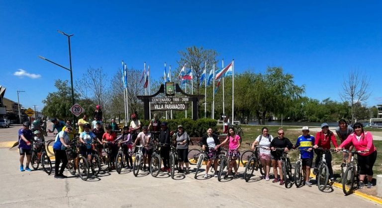 CICLOTURISMO SOLIDARIO EN VILLA PARANACITO