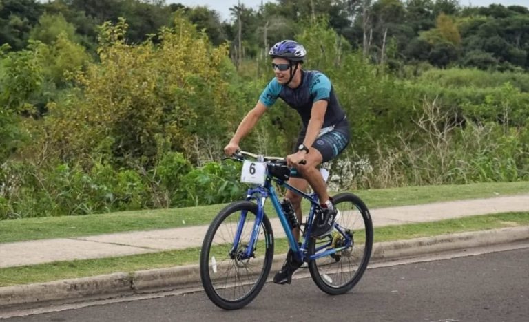 EZEQUIEL NIGRO SE CONSAGRÓ CAMPEÓN ENTRERRIANO DE TRIATLÓN EN MODALIDAD MTB