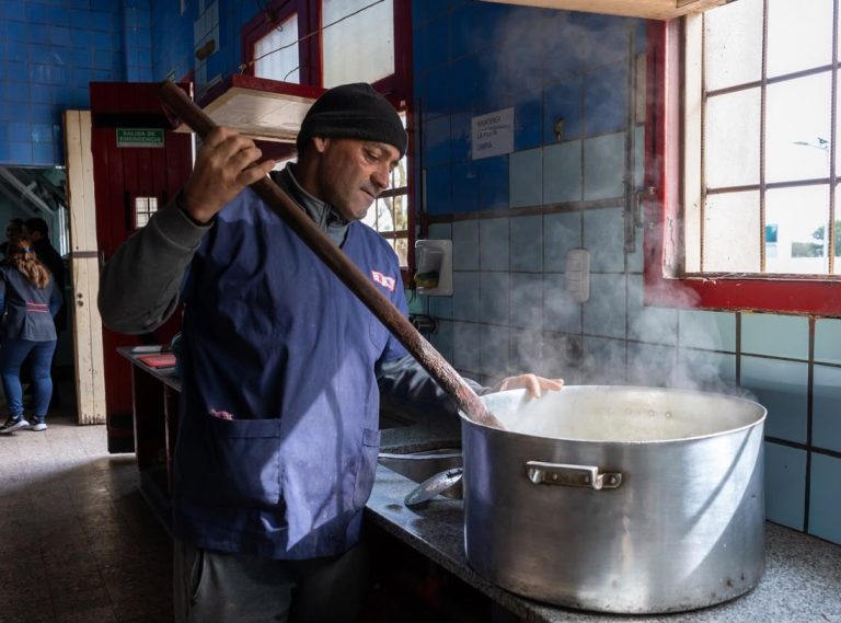 Entre Ríos implementará un nuevo sistema de provisión de alimentos para casi mil comedores escolares