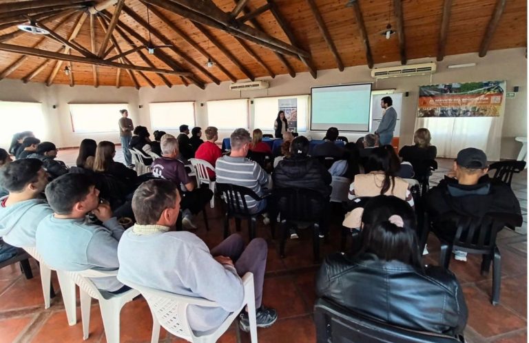 Promueven herramientas de desarrollo productivo para productores y cooperativas apícolas